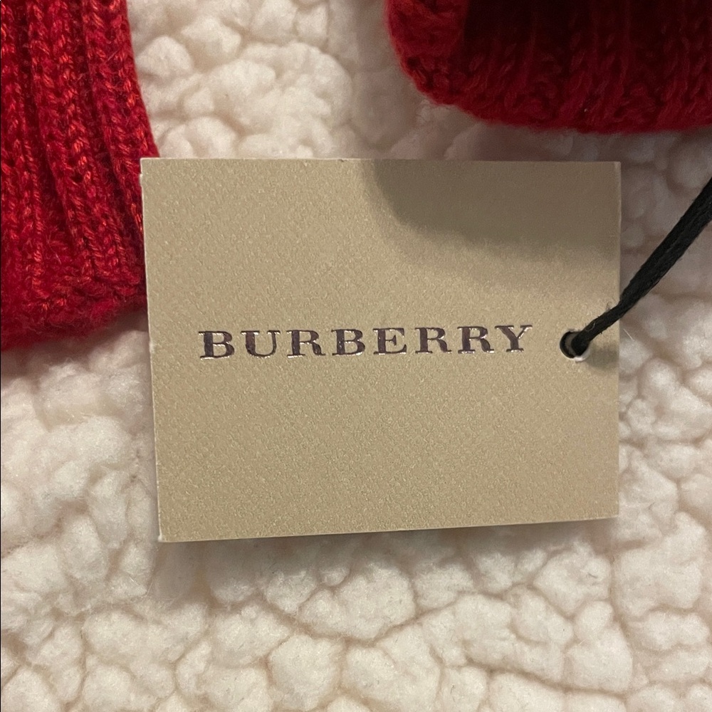 Burberry Vibrant Red Knit Gloves - Picture 2 of 3